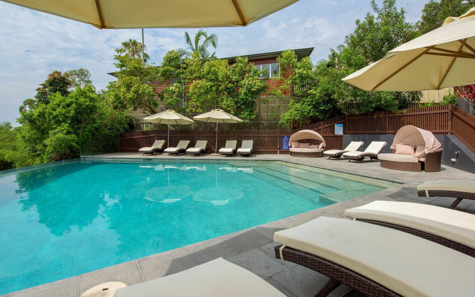 นูซา เรสซิเดนซ์ Hotel นูซาเฮดส์ ภายนอก รูปภาพ